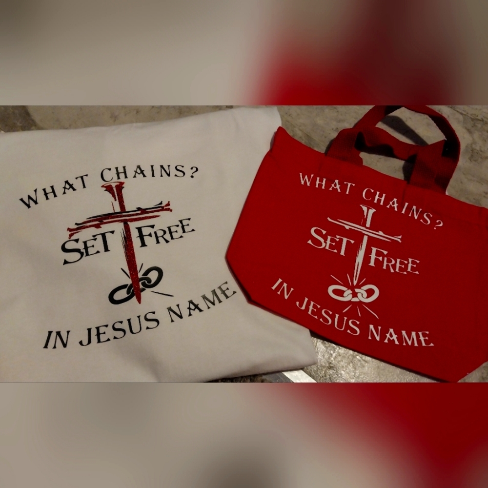 "Set free" set shirt and tote